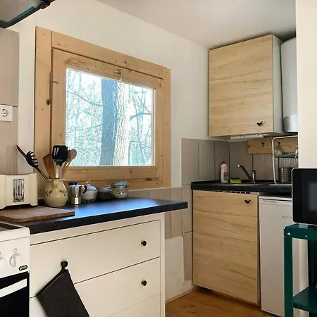 Cinke Cottage, Nest In Nature